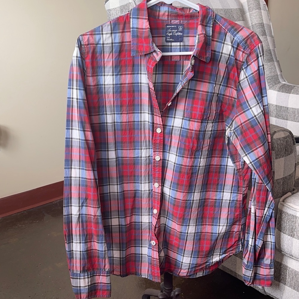 American Eagle Classic Prep Fit Button Down - Picture 2 of 10